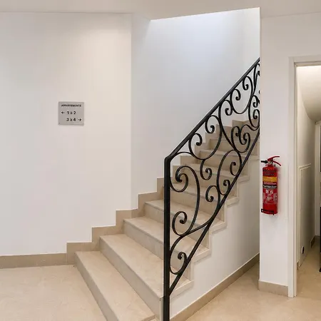 Riverside Toulouse Airport 3-ac-pkg-terrace-wifi-desk-airbus-meett