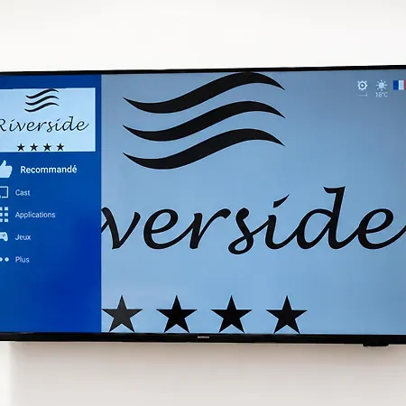 Riverside Toulouse Airport 3-ac-pkg-terrace-wifi-desk-airbus-meett Blagnac